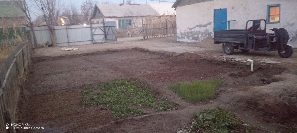 Uy sotiladi barcha jihozlar bilan