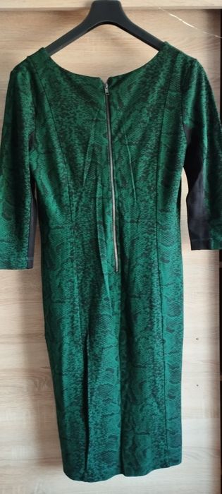 Рокля райе и черна, еластични, размер Л