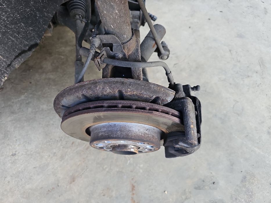 Fuzeta fata dreapta Volkswagen Jetta 3  (1K2) [Fabr 2005-2010] 1.9 TDI