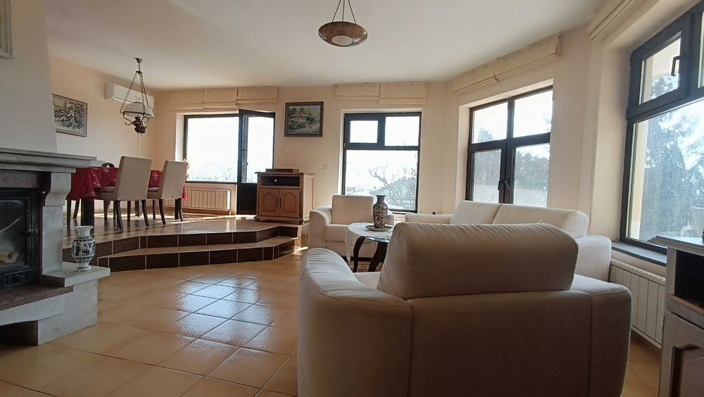 Продава се Къща в Варна, Център - 232 кв.м за 1187 €/кв.м - Снимка #5