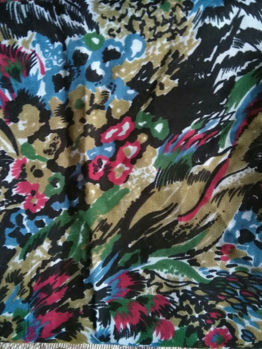 Material rochii matase