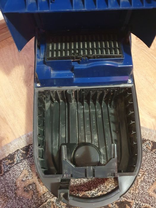 Aspirator Miele 1600 w in stare buna de functionare