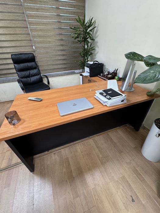 Ofis mebeli sotiladi