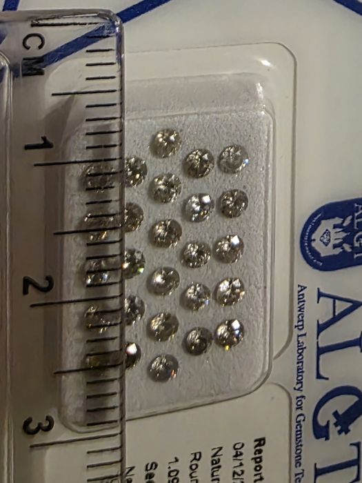 Lot 26 Diamante Naturale – 1.09 ct Total • Certificat ALGT Antwerp