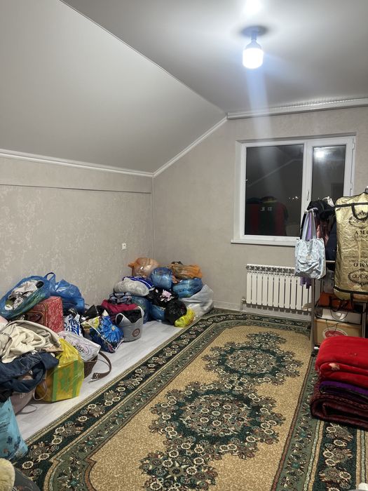 Подселениеге қыз керек! (70мың+комуслуга)