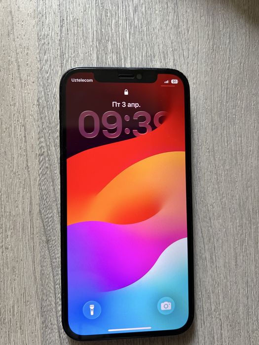 Iphone 12. 64Gb