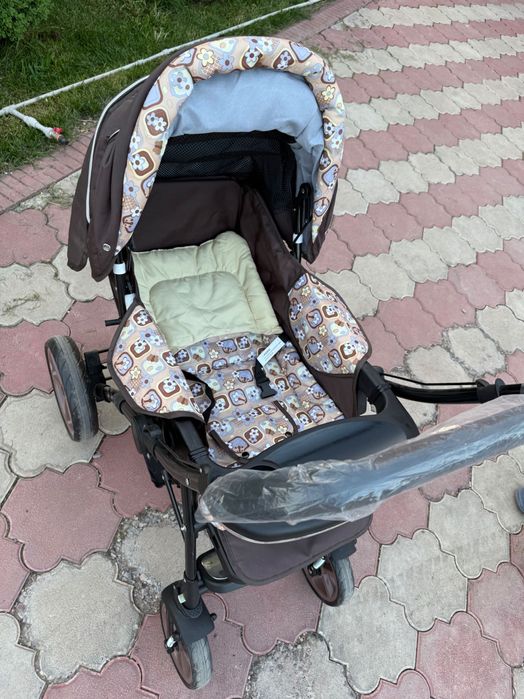 Коляска прогулочная новая