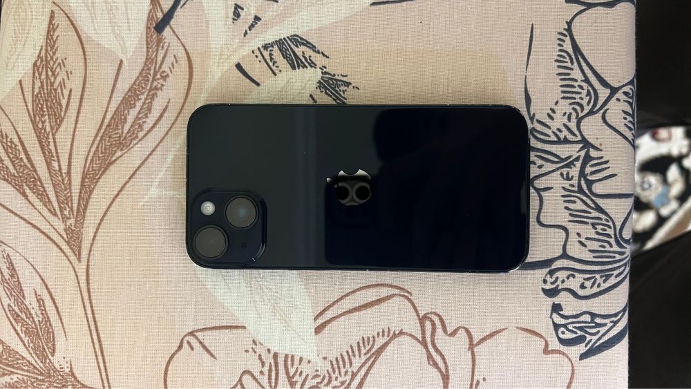 iPhone 14  АКБ 81%