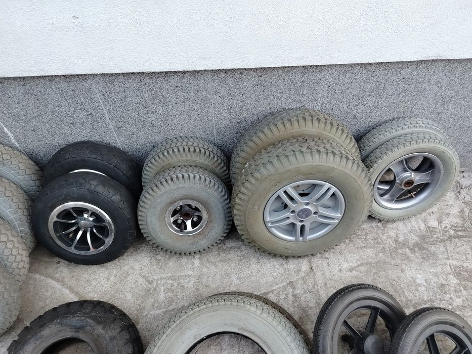 Cauciucuri pentru cărucior scuter electric persoane cu dizabilități
