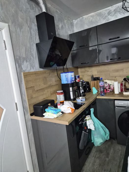 Модулна кухня с уреди