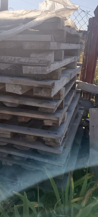 Продам поддоны из под кирпичей