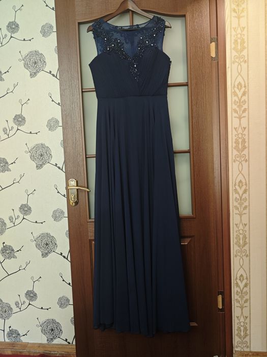 Продается вечернее платье