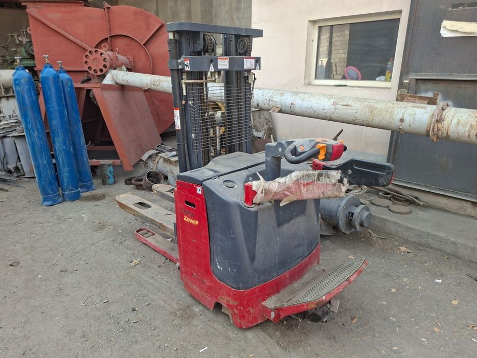 Спецтехника. Автокара 1,5 тонн