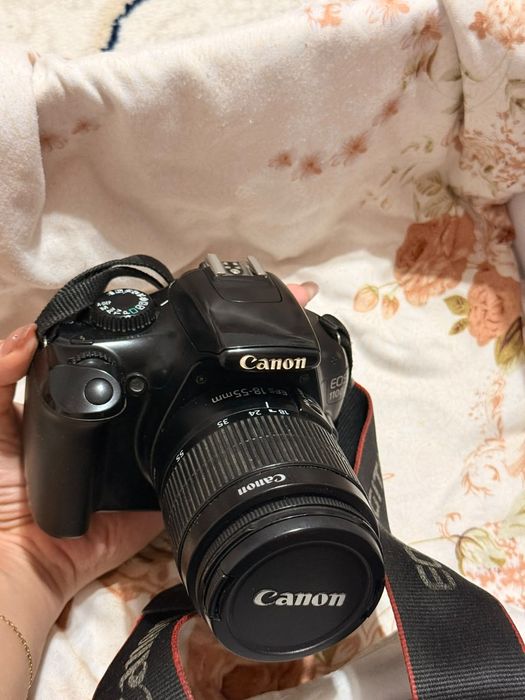 Продаю фотоаппарата модель Canon EOS1100D