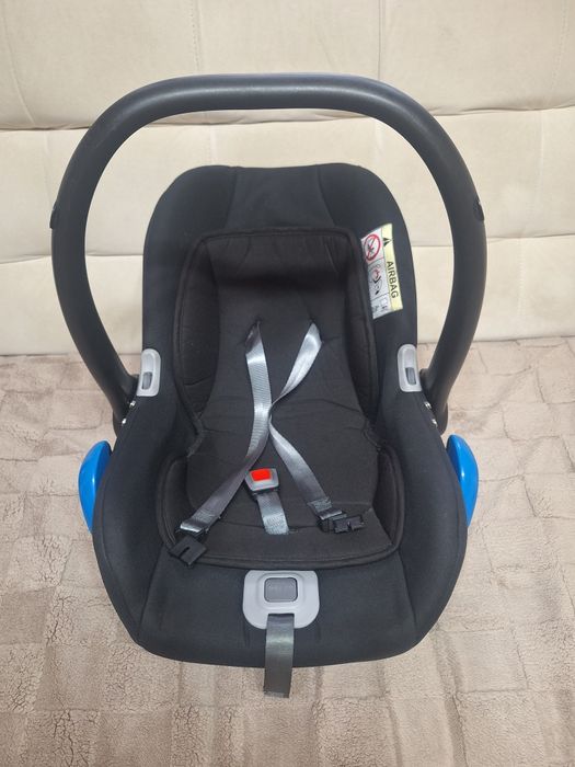 Продам автолюльку.