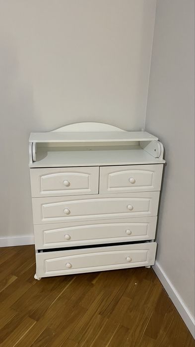 Продаю Пеленальный столик в отличном состоянии