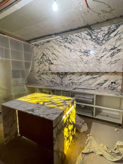 Мрамор природный