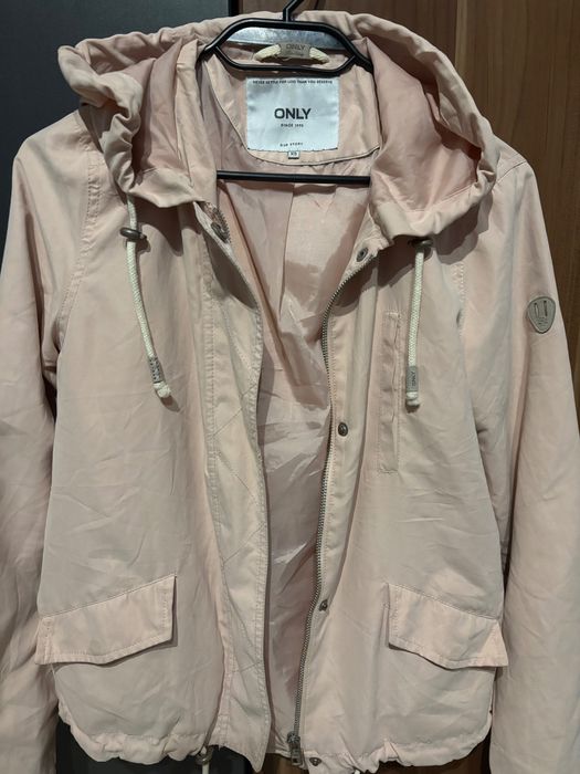 Дамско тънко яке ONLY