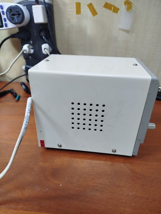 Лабораторный блок питания