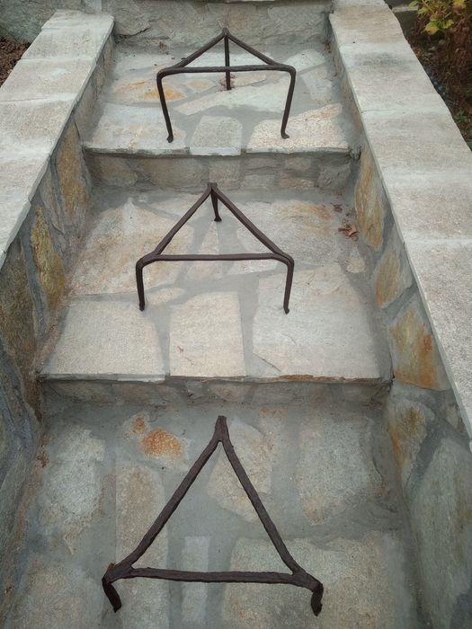 Ченгел,куки за месо.. Саджак.Аптечка-2 броя.