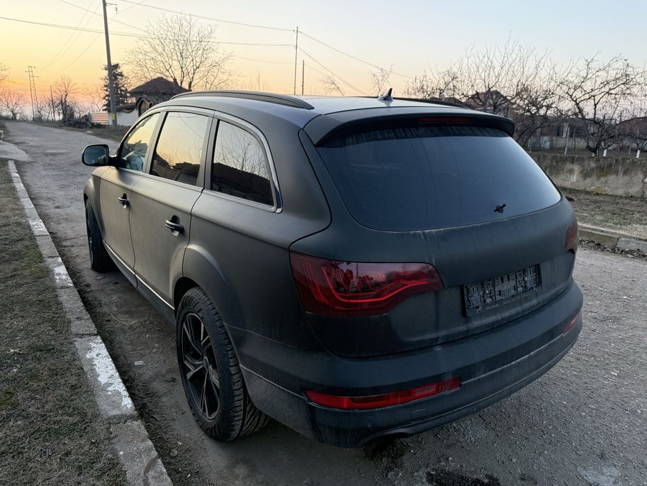 Audi Q7 3.0TDI 245 на части
