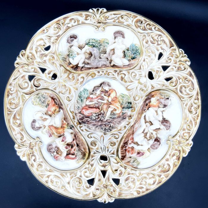 Блюдо 34см Capodimonte Италия