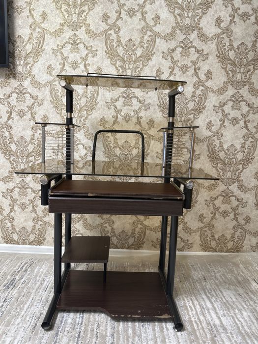 Подставка/столик под компьютер