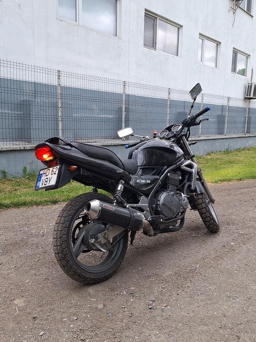 Vând Kawasaki Er5