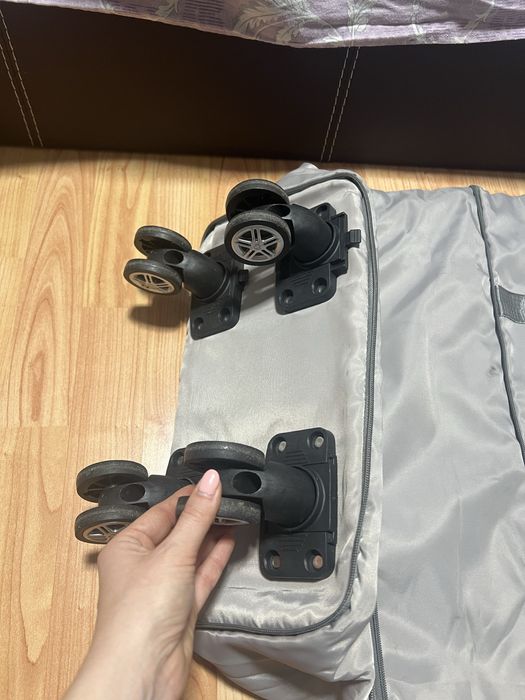 Сак на колелца с 3 нива