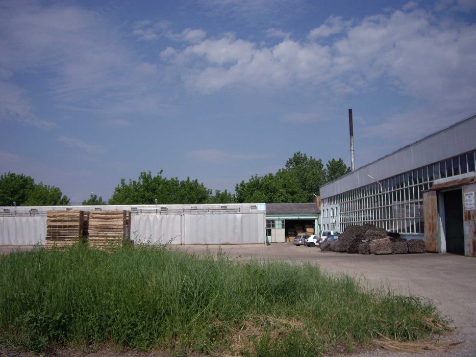 промишлено помещение