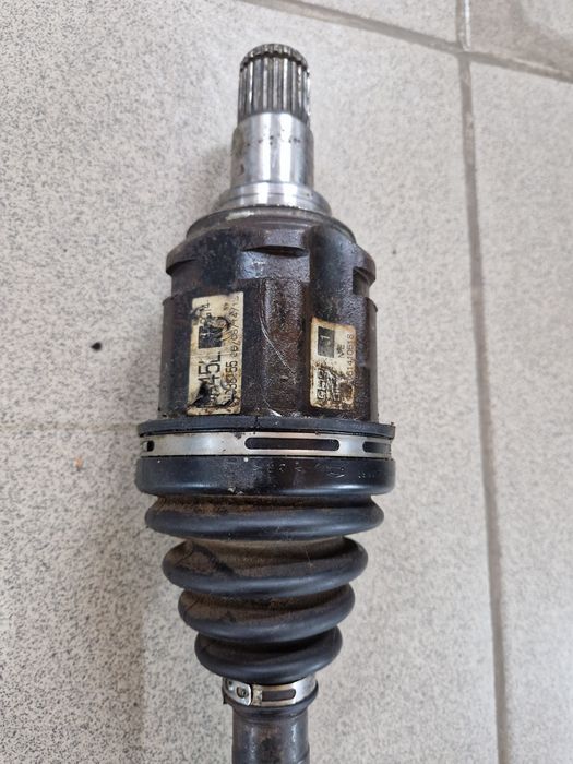 Привод Рав-4 2006