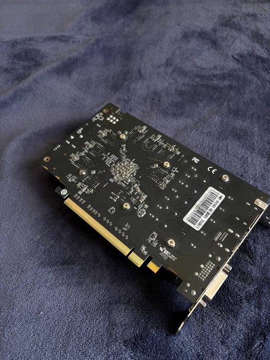 Продам видеокарту RX570 gaming