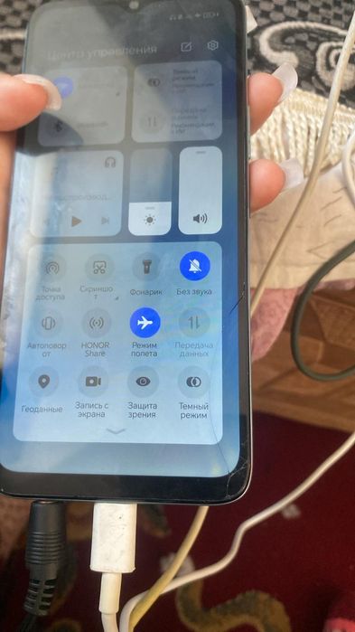 Продам Хонор 6а ,128гб ОЗУ 4 гб