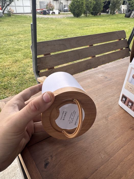 Малка нощна лампа в различни цветове