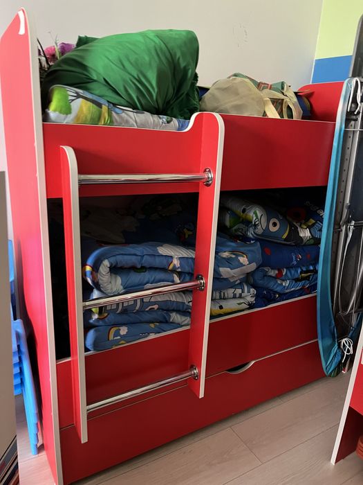 Продам новый 3ярусный кровати