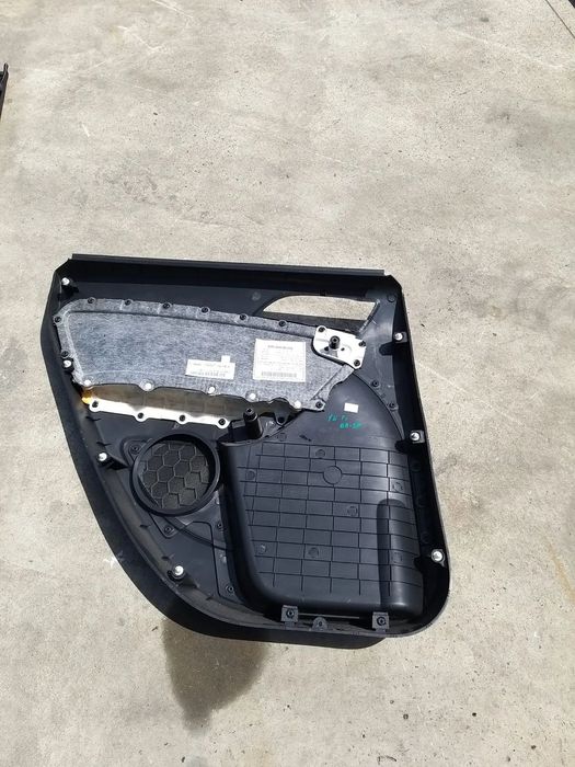 Fata tapiterie usa dreapta spate skoda yeti 5l 5l0867212