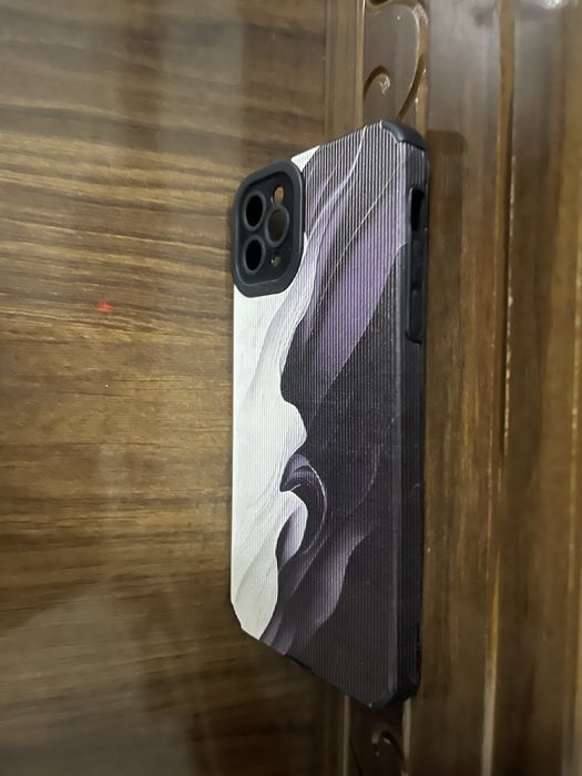 chexol iPhone11 pro max uchun