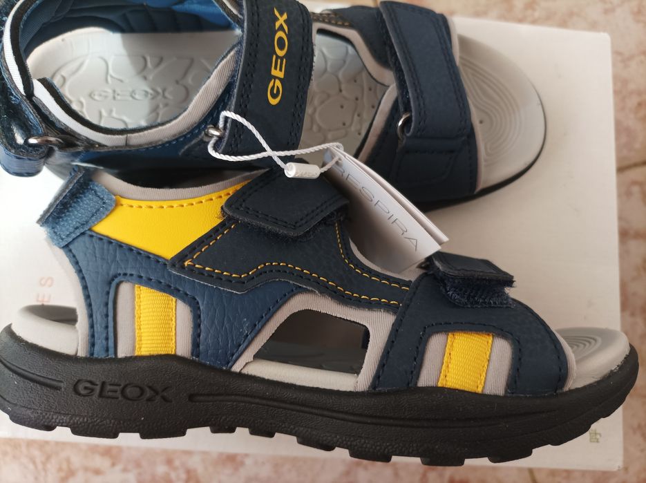 Geox нови N29 сандали