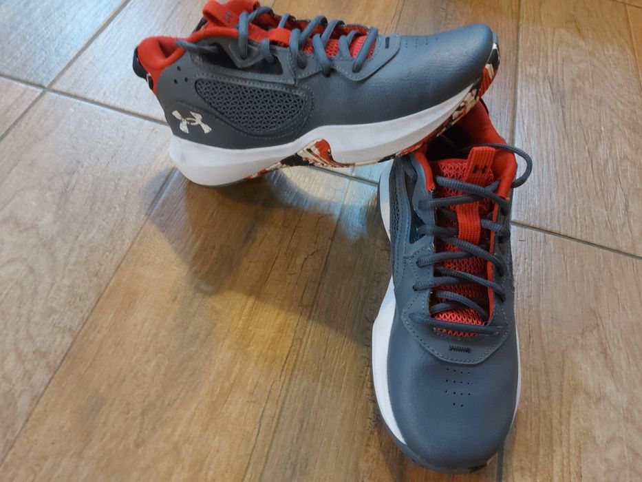 Under armour обувки