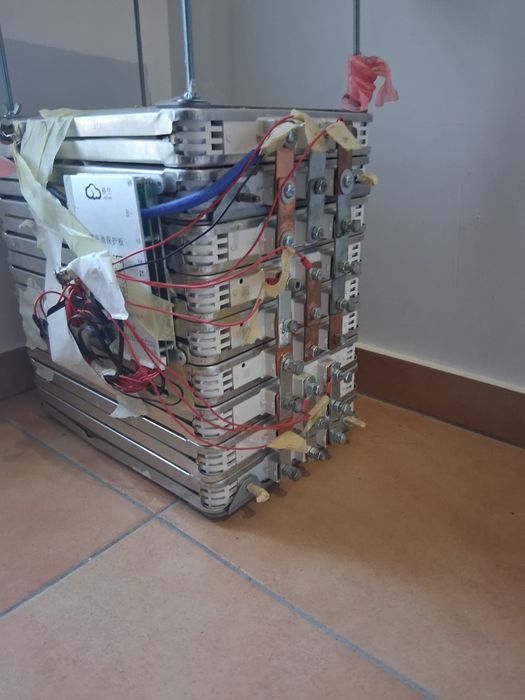 Vând baterie pentru panouri fotovoltaice