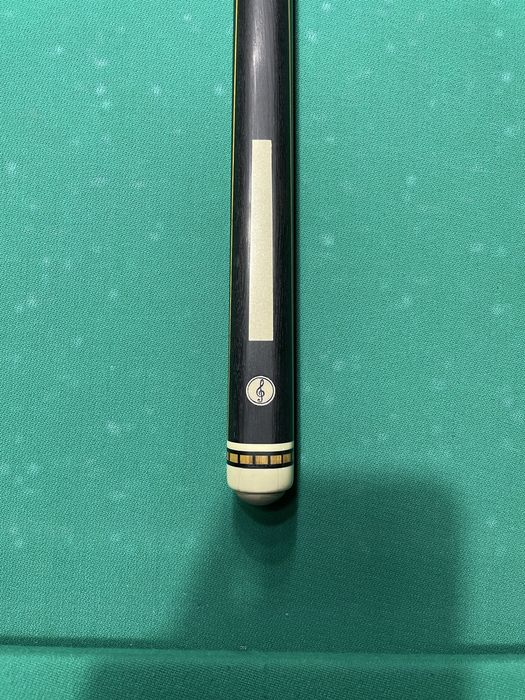 Продаётся кий Бильярдный