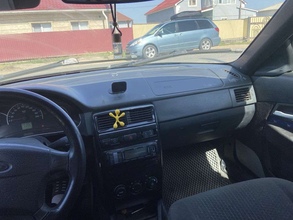 Прдам Приору 1.