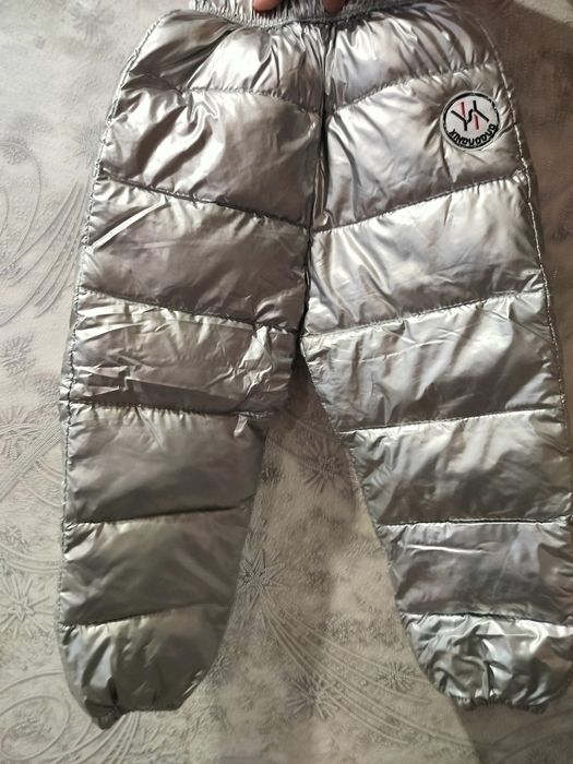 Продам детский комбинезон