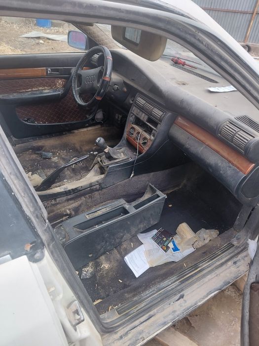 Ауди с4 разбор бузылып жатыр