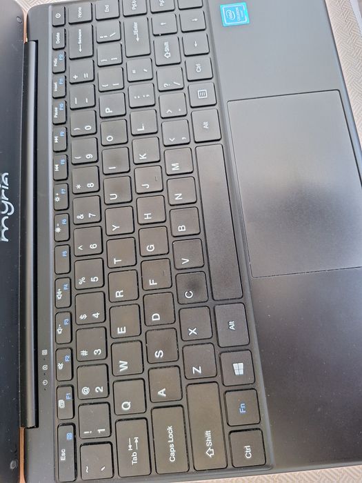 Vand laptop Myria 8311GD , 13.3" + husa