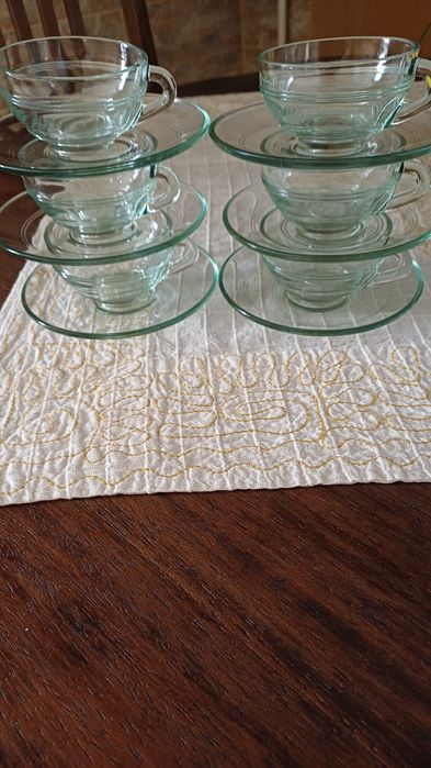 6бр.чашки с чинийки йена глас