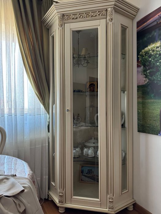 Vitrina de colț 70x70x220 cm