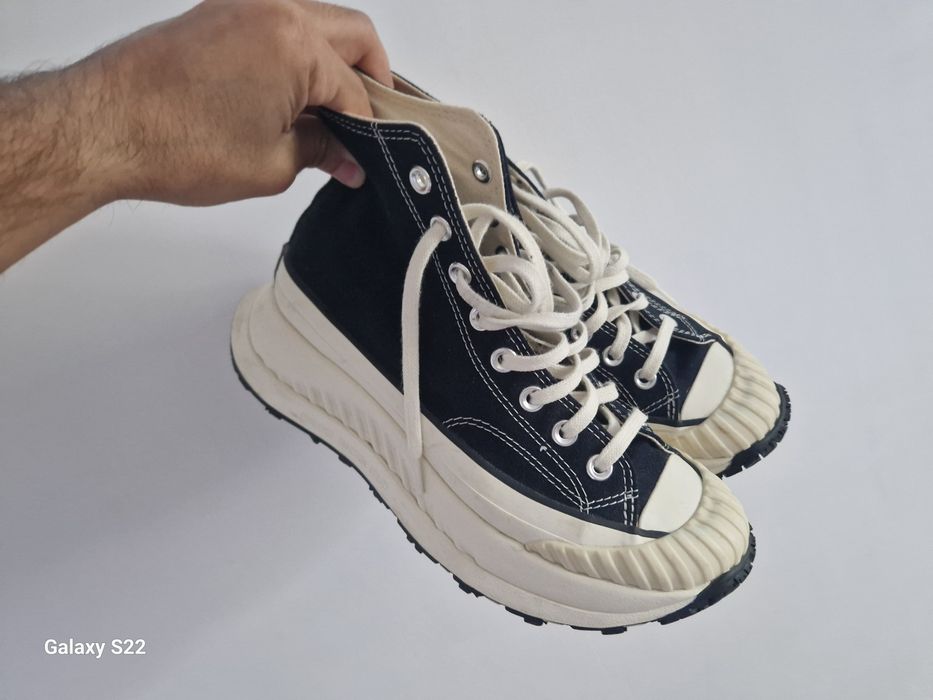 Vând Converse chuck taylor