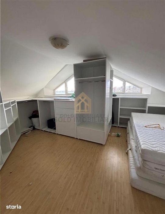 Apartament 4 camere de vanzare central