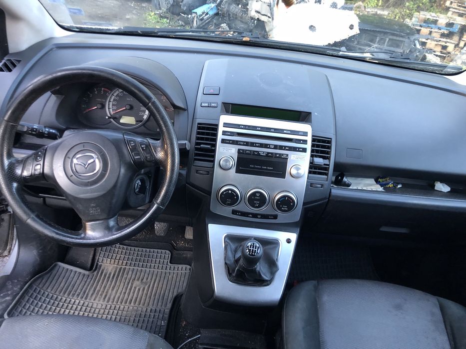 Мазда 5 2.0D На части